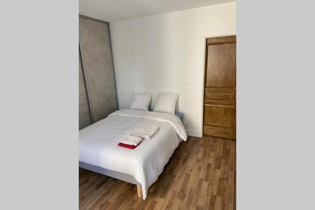 Maison Saint Louis Poitiers Bagian luar foto