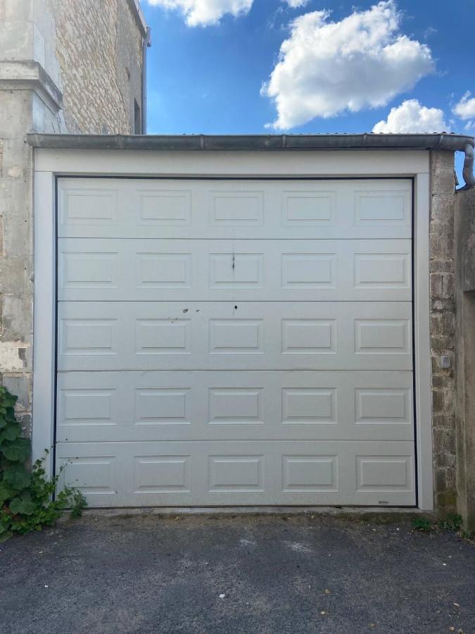 Maison Saint Louis Poitiers Bagian luar foto